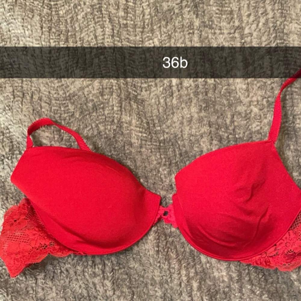 Victoria secret  bra size 36b